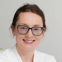 dr n. med. Agnieszka Pszonak
