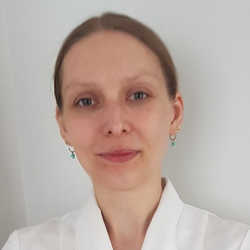 lek. Karolina May
