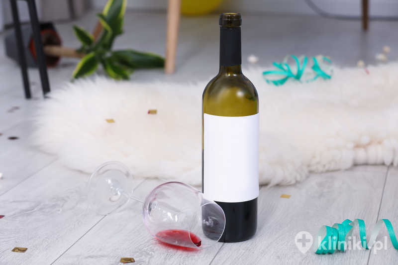 Alkoholizm jest przewlekłą chorobą mózgu, a nie brakiem silnej woli