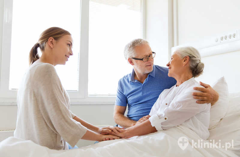 Odleżyny najczęściej tworzą się nad kośćmi u osób długotrwale unieruchomionych, np. na piętach i pośladkach Odleżyny najczęściej tworzą się nad kośćmi u osób długotrwale unieruchomionych, np. na piętach i pośladkach