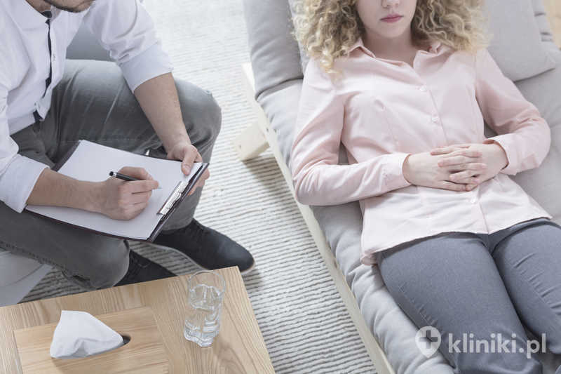 Leczenie bulimii wymaga podejścia wielospecjalistycznego, obejmującego psychoterapię, opiekę psychiatryczną oraz wsparcie dietetyka Leczenie bulimii wymaga podejścia wielospecjalistycznego, obejmującego psychoterapię, opiekę psychiatryczną oraz wsparcie dietetyka