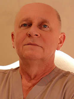 lek. Wojciech Olszewski