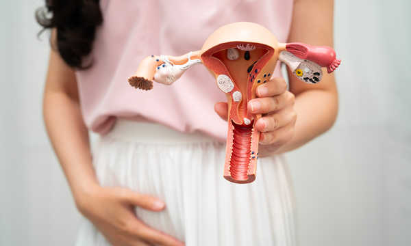 Lifting krocza laserem pozwala poprawić elastyczność i napięcie tkanek okolic intymnych