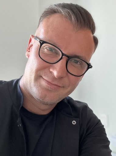 lek. Tomasz Włodarczyk