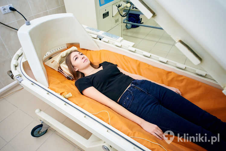 Tlenoterapia hiperbaryczna wspomaga gojenie ran, regenerację tkanek i poprawia ukrwienie organizmu