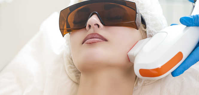 Fotoodmładzanie twarzy, szyi i dekoltu