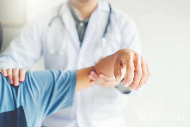 Niestabilność barku może być nawracająca i prowadzić do uczucia „wypadania” stawu podczas ruchu