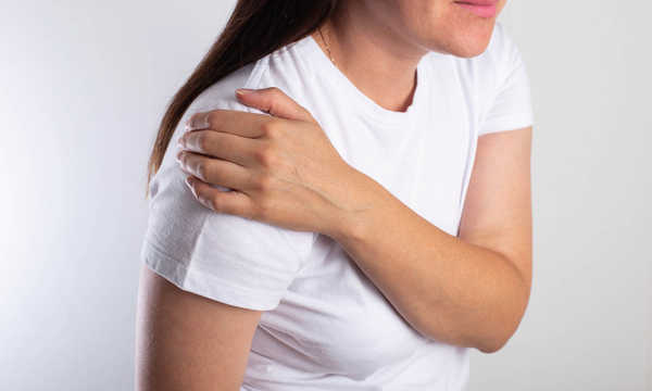 Niestabilność stawu barkowego polega na nadmiernym przemieszczaniu się głowy kości ramiennej względem panewki łopatki