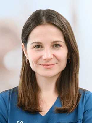 dr n. med. Justyna Komenda