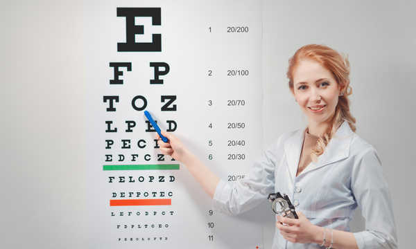 Nowoczesne leczenie AMD wykorzystuje także laseroterapię i terapie fotodynamiczne w wybranych przypadkach