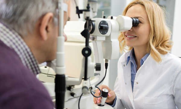 ChatGPT powiedział:

Soczewka asferyczna w leczeniu zaćmy pozwala uzyskać lepszą jakość widzenia niż tradycyjna soczewka sferyczna