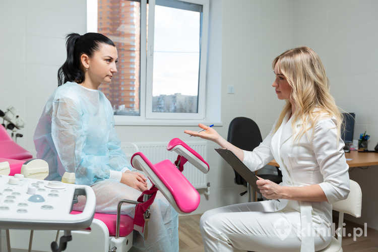 Zabieg laserowego odmładzania pochwy wykorzystuje energię światła, która stymuluje produkcję kolagenu i regenerację błony śluzowej