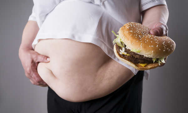 Operacja bariatryczna SASI polega na połączeniu rękawowej resekcji żołądka z częściowym ominięciem jelita cienkiego