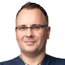 dr n. med. Maciej Kowalewski