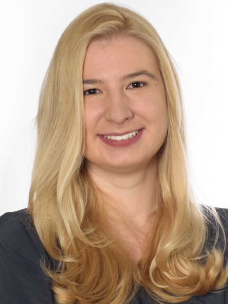 lek. dent. Julia Janas