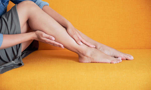 Termiczne leczenie żylaków VNUS wymaga czasowego unikania gorących kąpieli, sauny oraz solarium