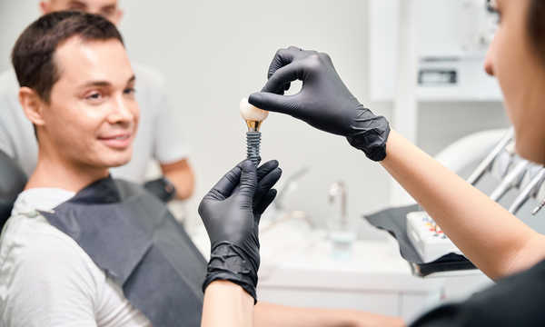 Implanty zębowe Direct to system implantologiczny oferowany jako ekonomiczna alternatywa dla rozwiązań klasy premium