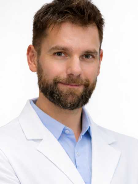 lek. Adrian Leśniak