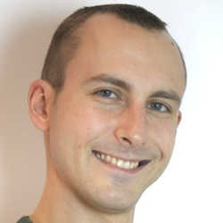 lek. Jakub Stolarski