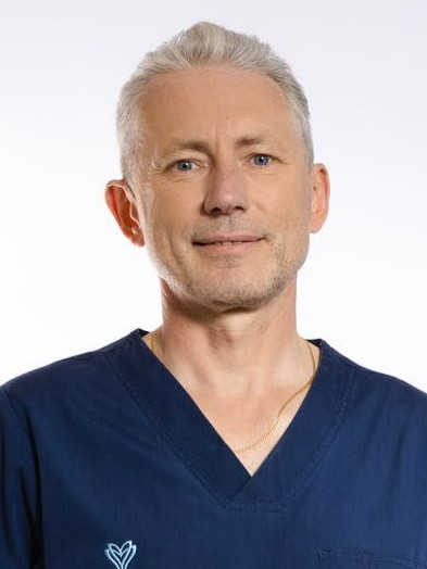 dr n. med. Artur Sandelewski