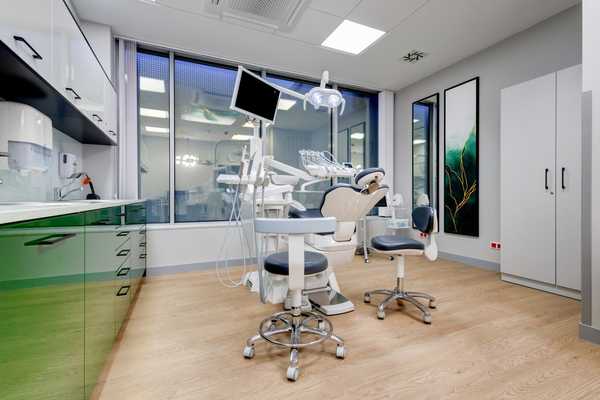 Gabinet stomatologia enel-med, Domaniewska