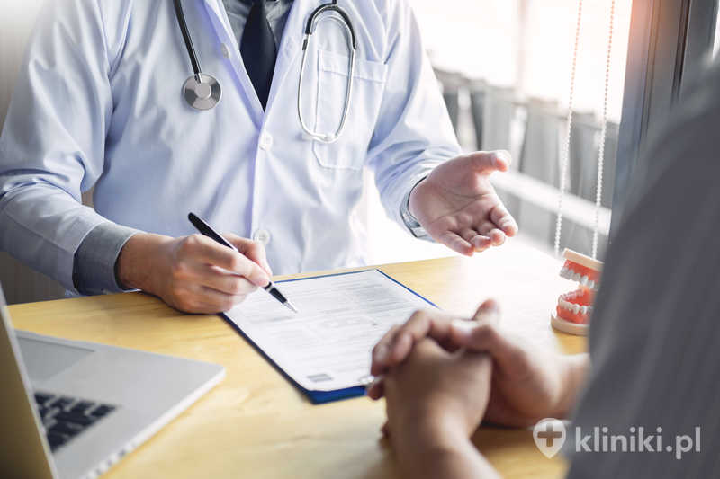 Korekcja chirurgiczna wad szczęk często wpływa pozytywnie na samoocenę i jakość życia pacjenta