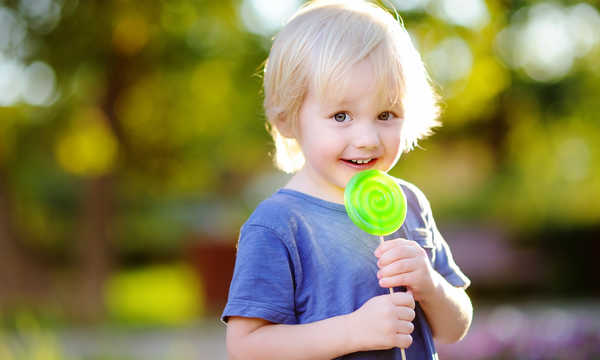 Usunięcie ciała obcego u dzieci zmniejsza ryzyko powikłań, takich jak infekcja, duszność lub uszkodzenie tkanek