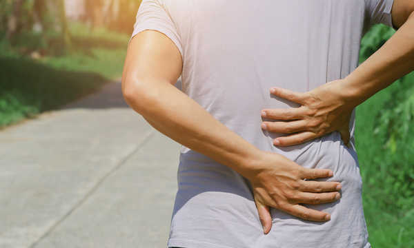 Leczenie bólu kręgosłupa termolezją jest zabiegiem małoinwazyjnym i zwykle nie wymaga długiej hospitalizacji Leczenie bólu kręgosłupa termolezją jest zabiegiem małoinwazyjnym i zwykle nie wymaga długiej hospitalizacji