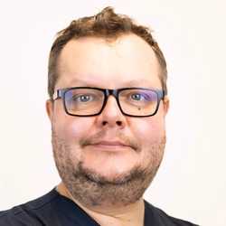 lek. dent. Marcin Rzytki