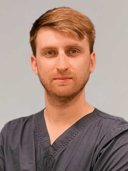 lek. Andreas Koufas