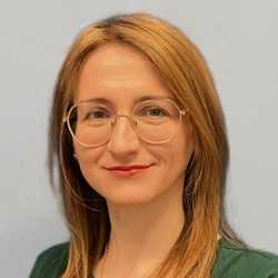 dr n. med. Angelika Sobota-Grzeszyk