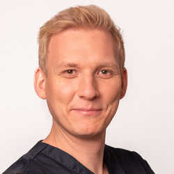lek. Kamil Pękala