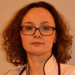 dr n. med. Katarzyna Drożdż