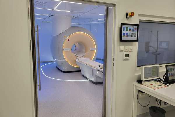 Klinika enel-med DIAGNOSTYKA Homepark Targówek