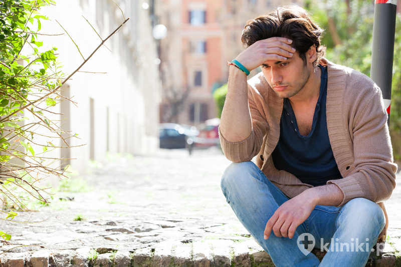 Osobowość chwiejna emocjonalnie wymaga oceny wzorców zachowań i relacji interpersonalnych