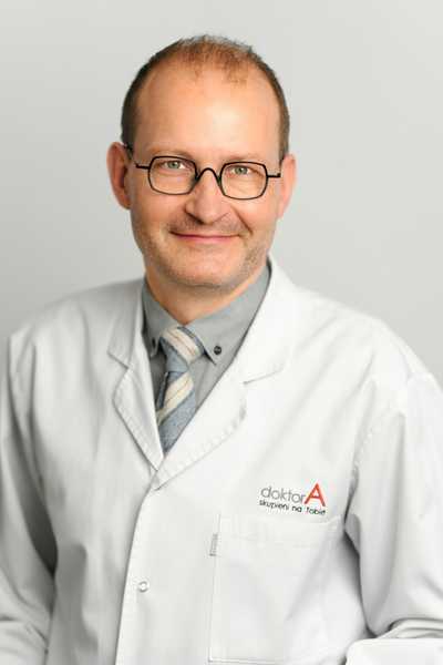 dr n. med. Adam Zieliński