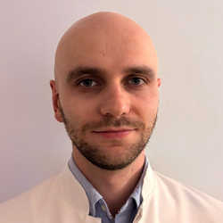 lek. Artur Martyniak