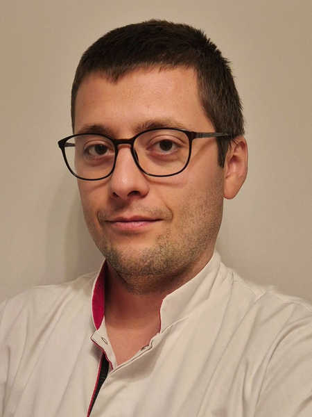dr n. med. Jakub Gawryś