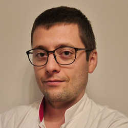 dr n. med. Jakub Gawryś