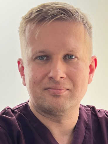 lek. Kamil Symela