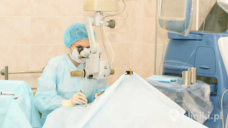 Leczenie oka pacjenta, korekcja krótkowzroczności i usuwanie zaćmy Leczenie oka pacjenta, korekcja krótkowzroczności i usuwanie zaćmy