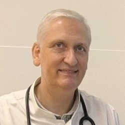 dr n. med. Robert Staniszewski