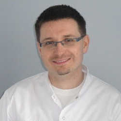 dr n. med. Szymon Wieczorek