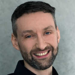 lek. Wiktor Orzechowski