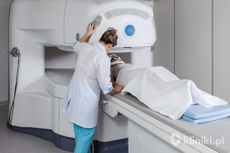 Obrazowanie metodą rezonansu magnetycznego pacjenta Obrazowanie metodą rezonansu magnetycznego pacjenta