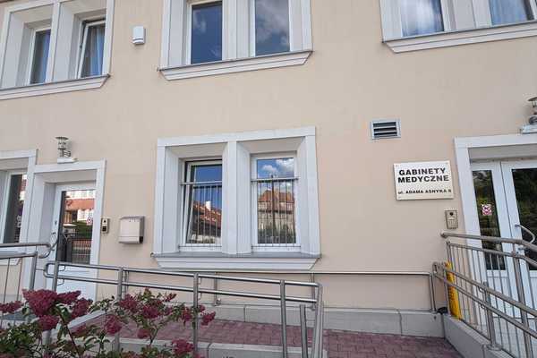 Gabinet ginekologiczny Olena Denysenko, Legnica