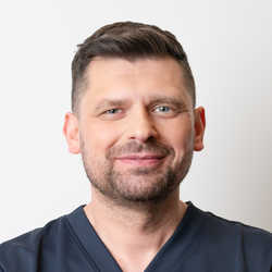 mgr Piotr Handzel