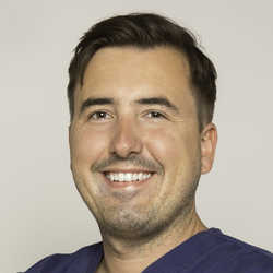 dr n. med. Szymon Kołacz