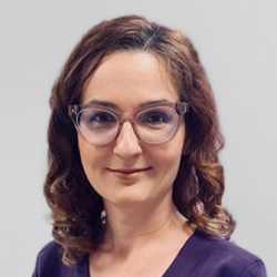 dr n. med. Ewelina Stawicka-Ociepka