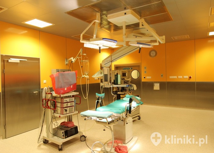 Sala operacyjna w NZOZ Śląski Szpital Urologiczny Grupa Mazovia